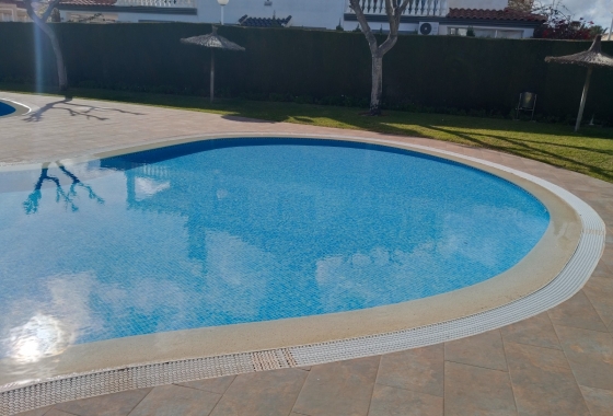 Resale - Bungalow - Orihuela Costa - La Zenia