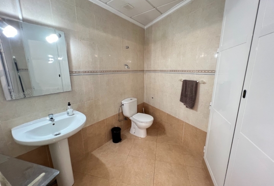 Resale - Commercial space - Guardamar del Segura - Guardamar pueblo