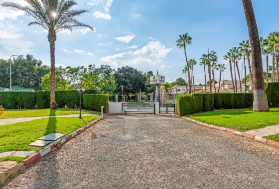 Resale - Apartment / flat - Orihuela Costa - Villamartín