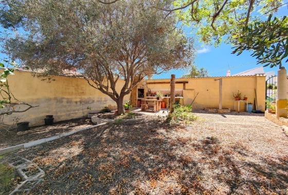 Resale - Villa - Torrevieja - Nueva Torrevieja - Aguas Nuevas