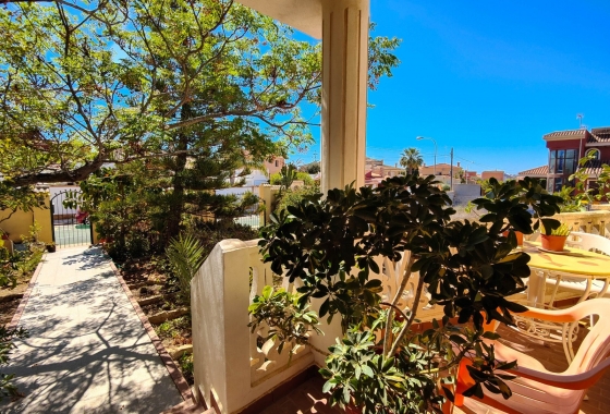 Resale - Villa - Torrevieja - Nueva Torrevieja - Aguas Nuevas