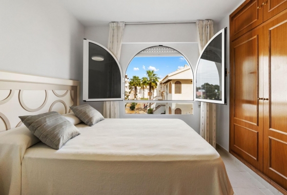 Resale - Apartment / flat - Orihuela Costa - Campoamor