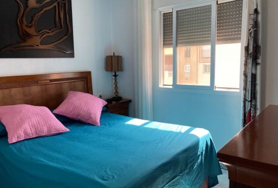 Resale - Apartment / flat - Torrevieja - Playa de los Locos