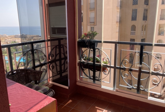 Resale - Apartment / flat - Torrevieja - Playa de los Locos