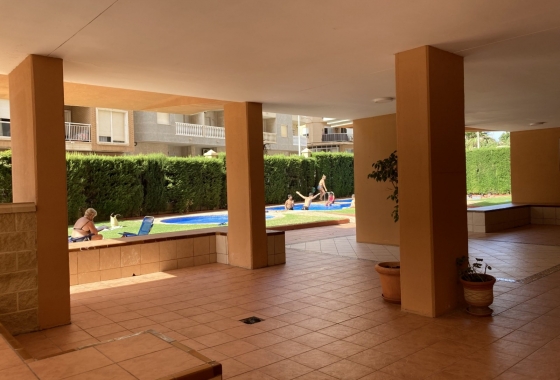 Resale - Apartment / flat - Torrevieja - Playa de los Locos