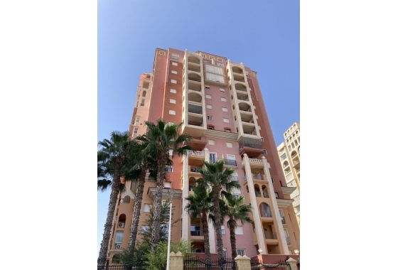 Resale - Apartment / flat - Torrevieja - Playa de los Locos