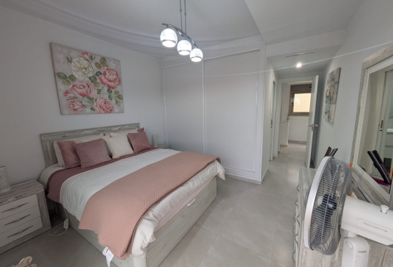 Resale - Villa - Orihuela Costa - Villamartín