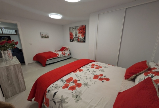 Resale - Villa - Orihuela Costa - Villamartín