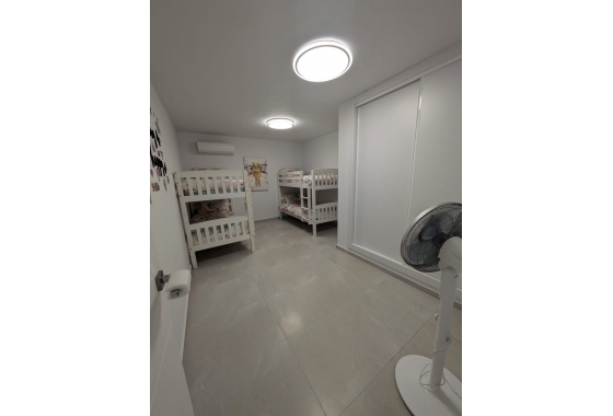 Resale - Villa - Orihuela Costa - Villamartín