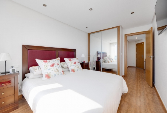 Resale - Apartment / flat - Torrevieja - Acequion