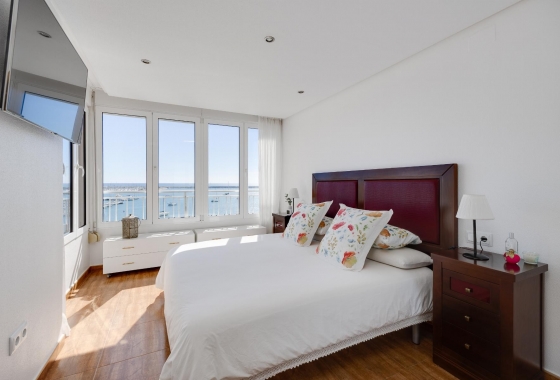 Resale - Apartment / flat - Torrevieja - Acequion