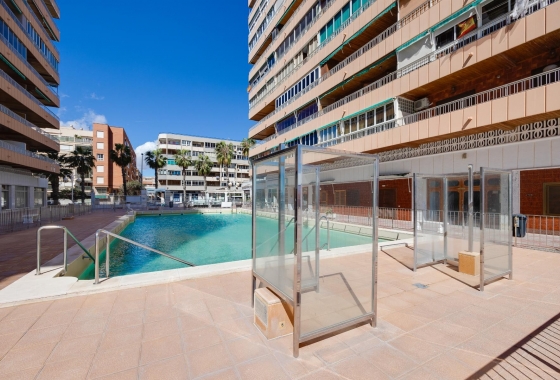 Resale - Apartment / flat - Torrevieja - Acequion