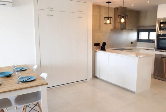 Resale - Apartment / flat - El Raso