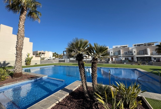 Resale - Townhouse - Torrevieja - Nueva Torrevieja - Aguas Nuevas