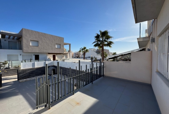 Resale - Townhouse - Torrevieja - Nueva Torrevieja - Aguas Nuevas