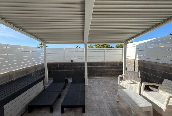 Resale - Townhouse - Torrevieja - Nueva Torrevieja - Aguas Nuevas