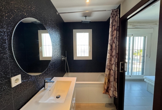 Resale - Townhouse - Torrevieja - Nueva Torrevieja - Aguas Nuevas