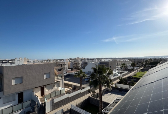 Resale - Townhouse - Torrevieja - Nueva Torrevieja - Aguas Nuevas