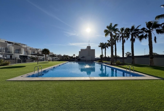 Resale - Townhouse - Torrevieja - Nueva Torrevieja - Aguas Nuevas