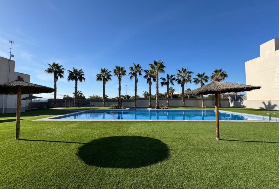 Resale - Townhouse - Torrevieja - Nueva Torrevieja - Aguas Nuevas