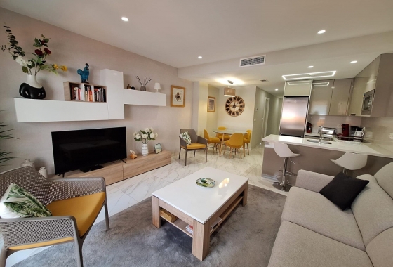 Resale - Apartment / flat - Torrevieja - City Center