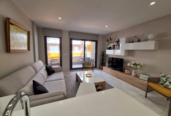 Resale - Apartment / flat - Torrevieja - City Center