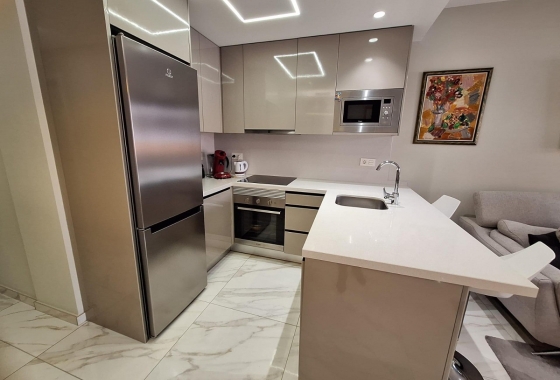 Resale - Apartment / flat - Torrevieja - City Center