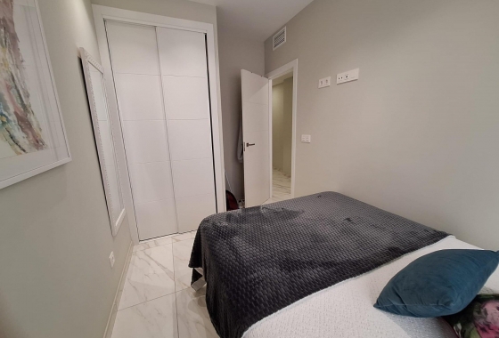 Resale - Apartment / flat - Torrevieja - City Center