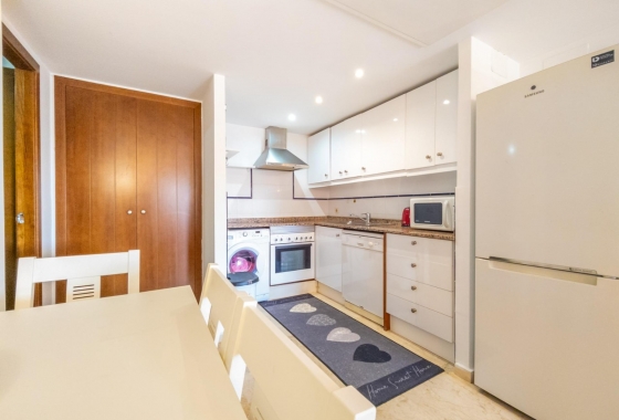 Resale - Apartment / flat - Punta Prima