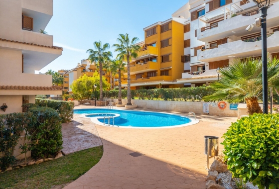 Resale - Apartment / flat - Punta Prima