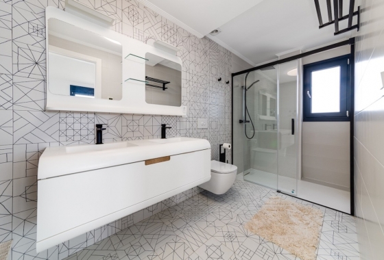 Resale - Villa - Torrevieja - LA MATA