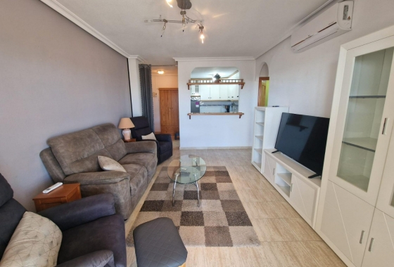 Resale - Apartment / flat - La Mata