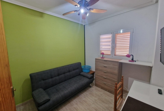 Resale - Apartment / flat - La Mata