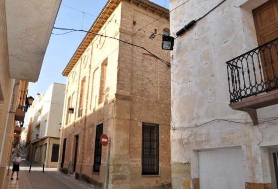 Resale - Manor house - Pinoso - City Center