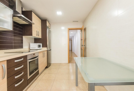 Resale - Apartment / flat - Elche - Center