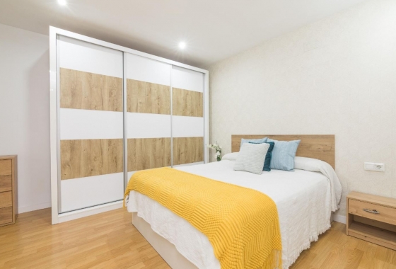 Resale - Apartment / flat - Elche - Center