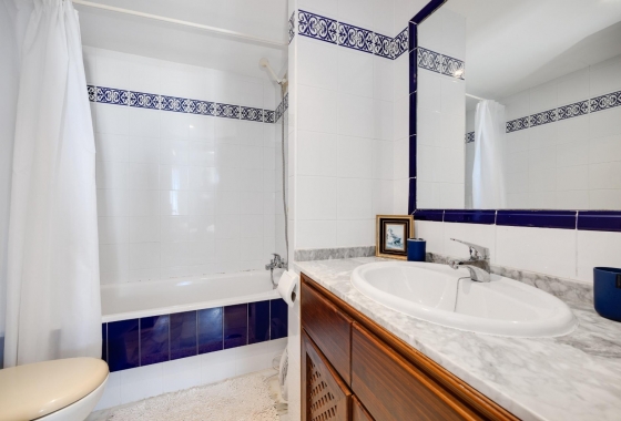 Resale - Apartment / flat - Torrevieja - Playa del Cura