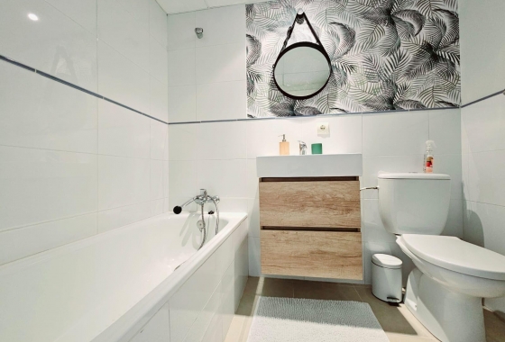 Resale - Apartment / flat - Orihuela Costa - Villamartín