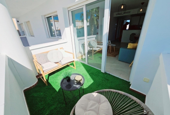 Resale - Apartment / flat - Orihuela Costa - Villamartín