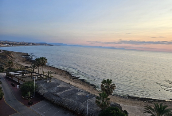 Resale - Apartment / flat - Torrevieja - Torrelamata - La Mata