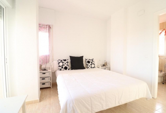 Resale - Apartment / flat - Alicante - Campoamor