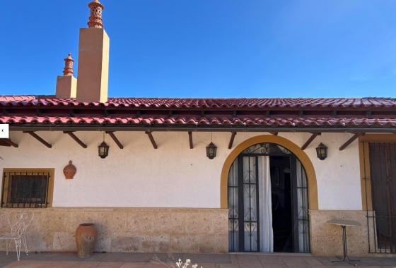 Reventa - Villa - Novelda