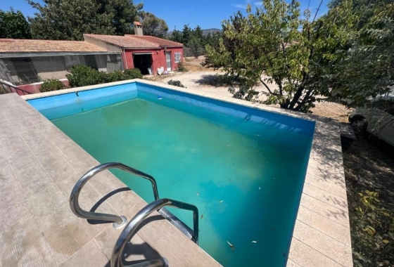 Resale - Villa - Castalla