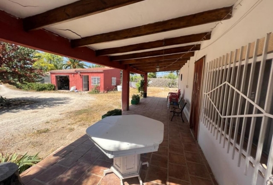 Resale - Villa - Castalla