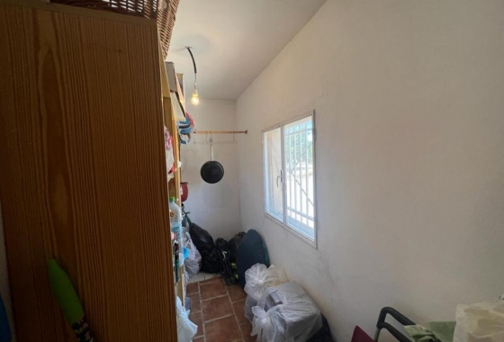 Resale - Villa - Castalla