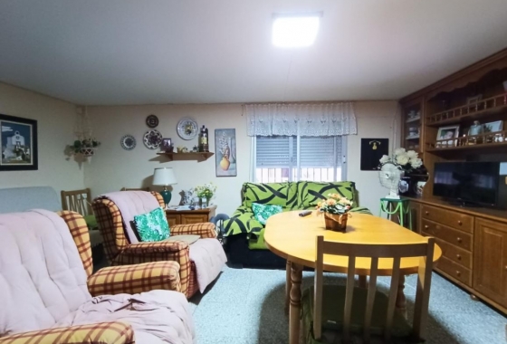 Rynek Wtórny - Willa - Ibi