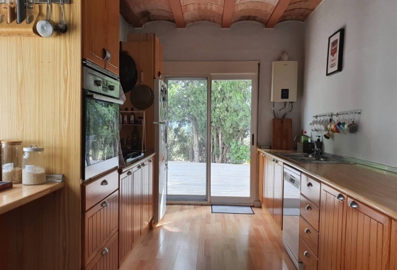 Rynek Wtórny - Willa - Castalla