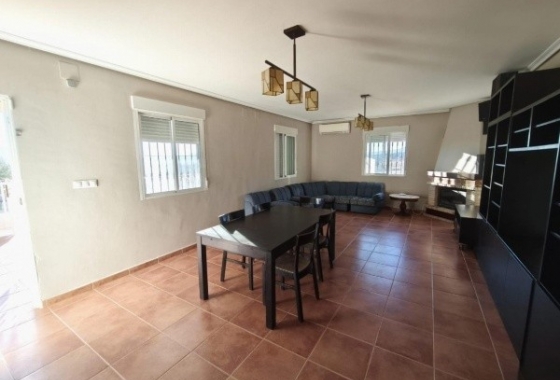 Resale - Villa - Alicante - Cañada Roja