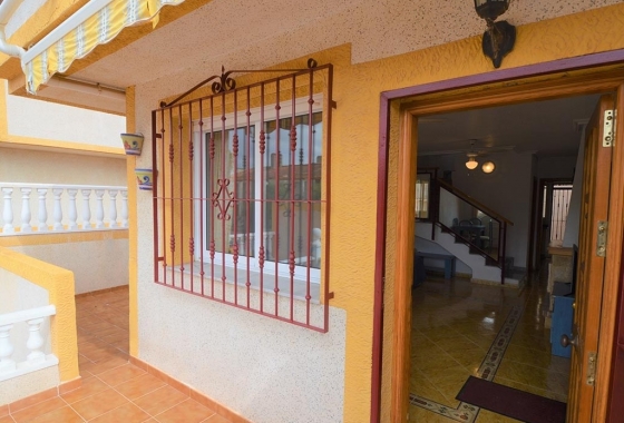 Resale - town house - Orihuela Costa - Playa Flamenca