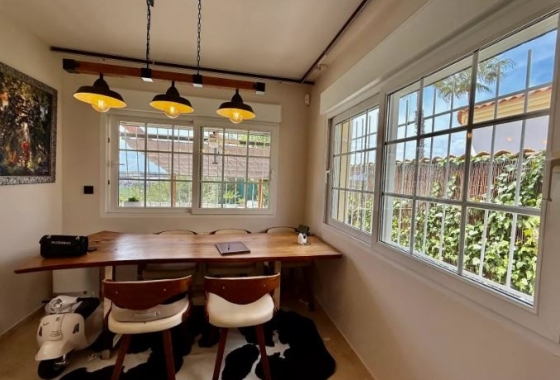 Resale - Villa - Orihuela Costa - Las Colinas Golf